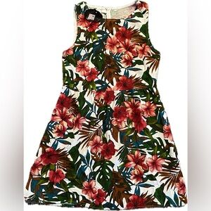 Boutique  Floral Sleeveless Dress NWT